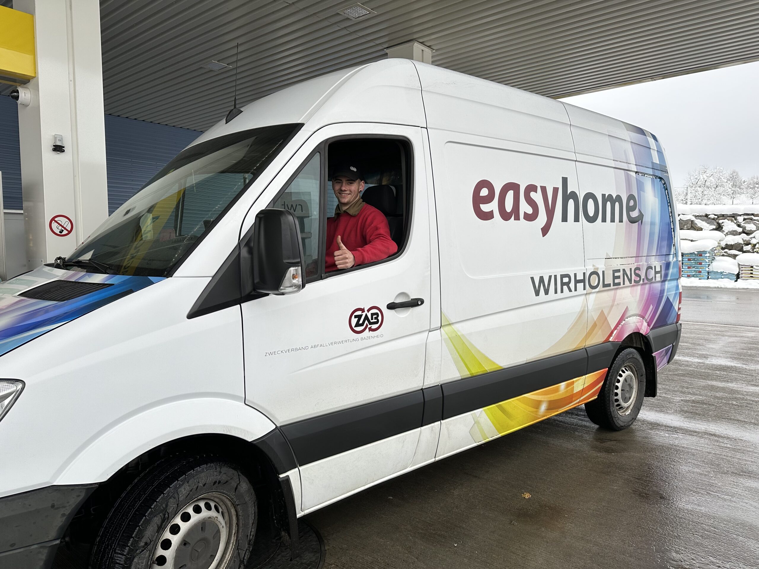 Mit dem easyhome-Service holt der ZAB Sperrgut und andere Abfälle zuhause ab.